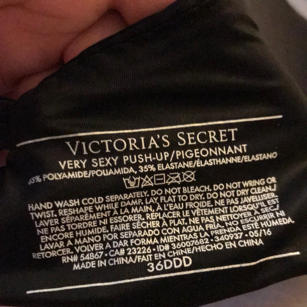Victoria’s Secret Very Sexy Push Up Bra